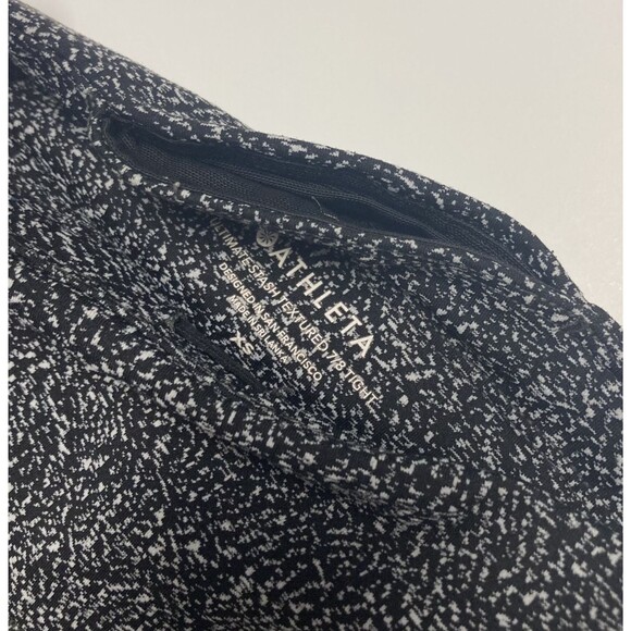 Athleta Black White Ultimate Stash Textured 7/8 Tight Leggings Pockets XS - Picture 9 of 12
